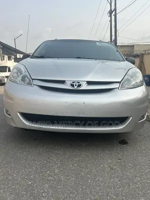 Toyota Sienna 2007 Silver