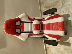 Furgle Game Chair and Table