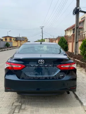 Toyota Camry 2019 Blue