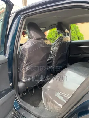 Toyota Camry 2019 Blue