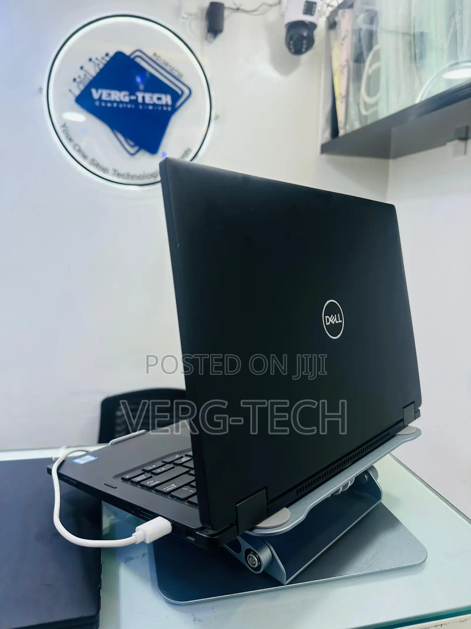 Laptop Dell Latitude 7390 16GB Intel Core i7 SSD 256GB