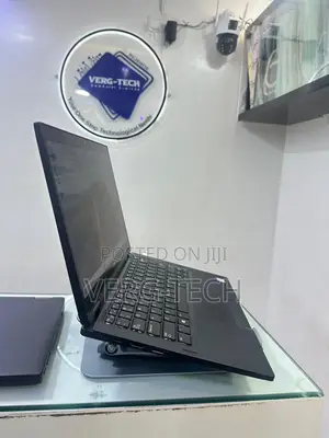 Laptop Dell Latitude 7390 16GB Intel Core i7 SSD 256GB