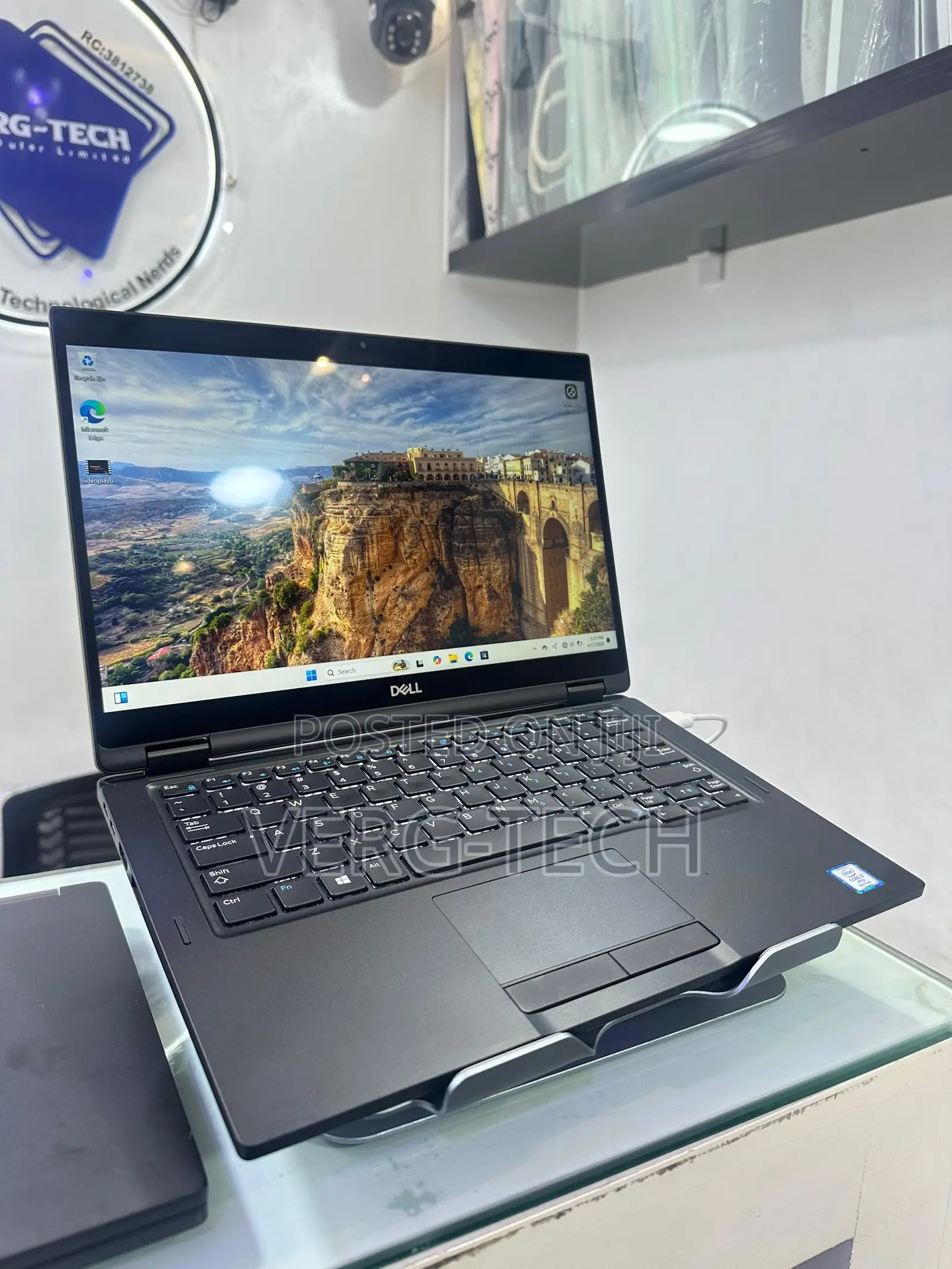 Laptop Dell Latitude 7390 16GB Intel Core i7 SSD 256GB