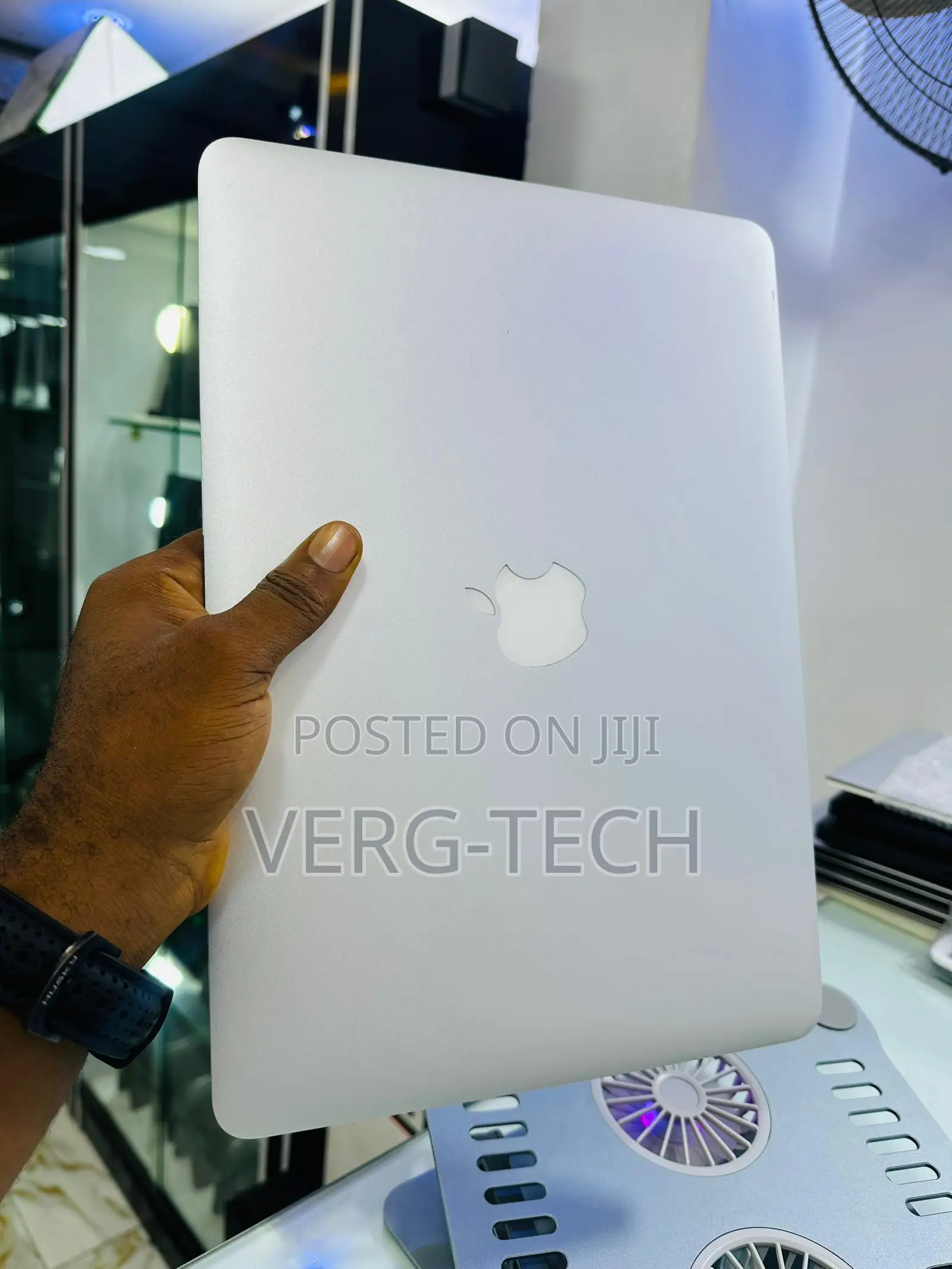 Laptop Apple MacBook Air 2017 8GB Intel Core i5 SSD 256GB