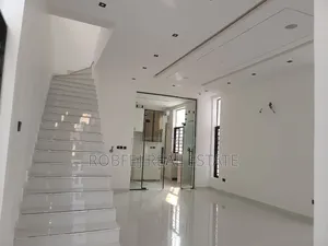 4bdrm Duplex in Greenland Estate for sale