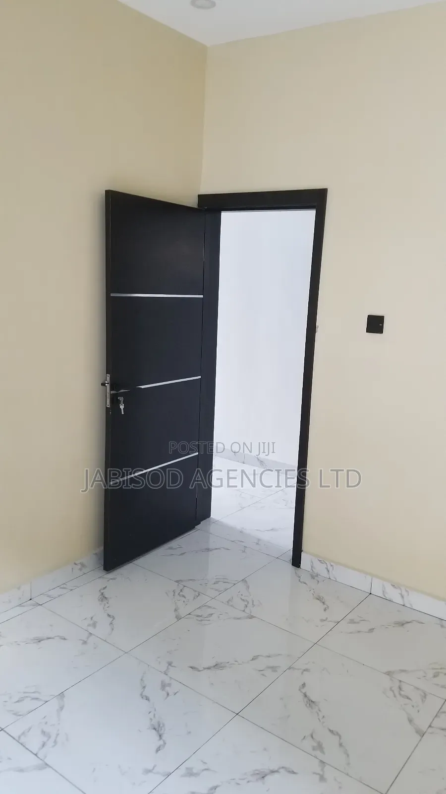 2 Bedroom Flat Off Bode Thomas Street