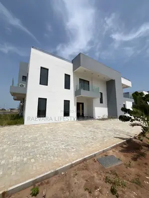 5bdrm Duplex in Ikate for rent