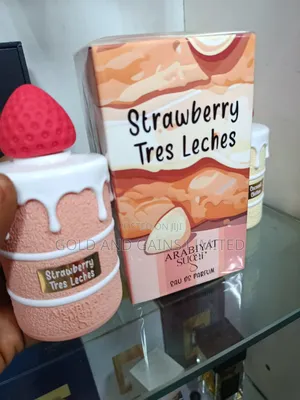 Strawberry Tres Leches Arabiyat Prestige