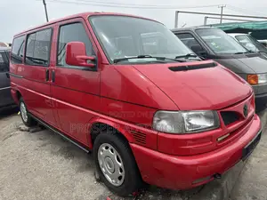 Volkswagen Transporter 2005 Red