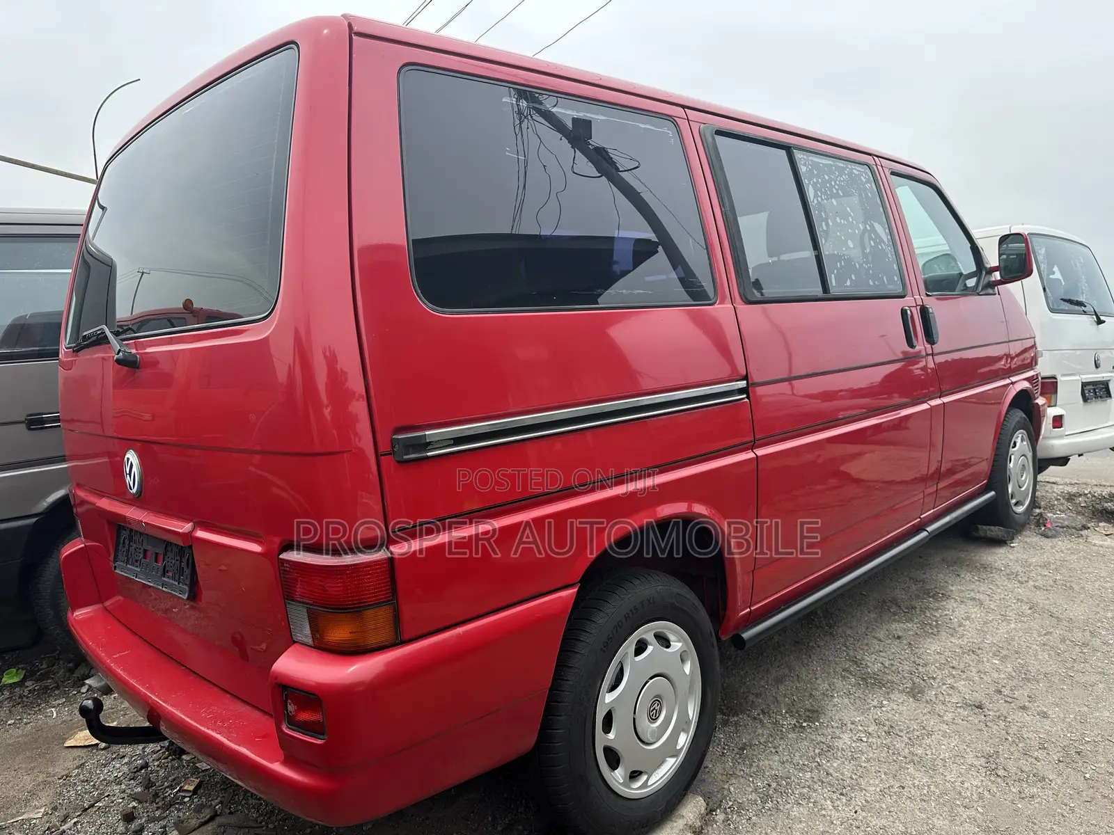 Volkswagen Transporter 2005 Red