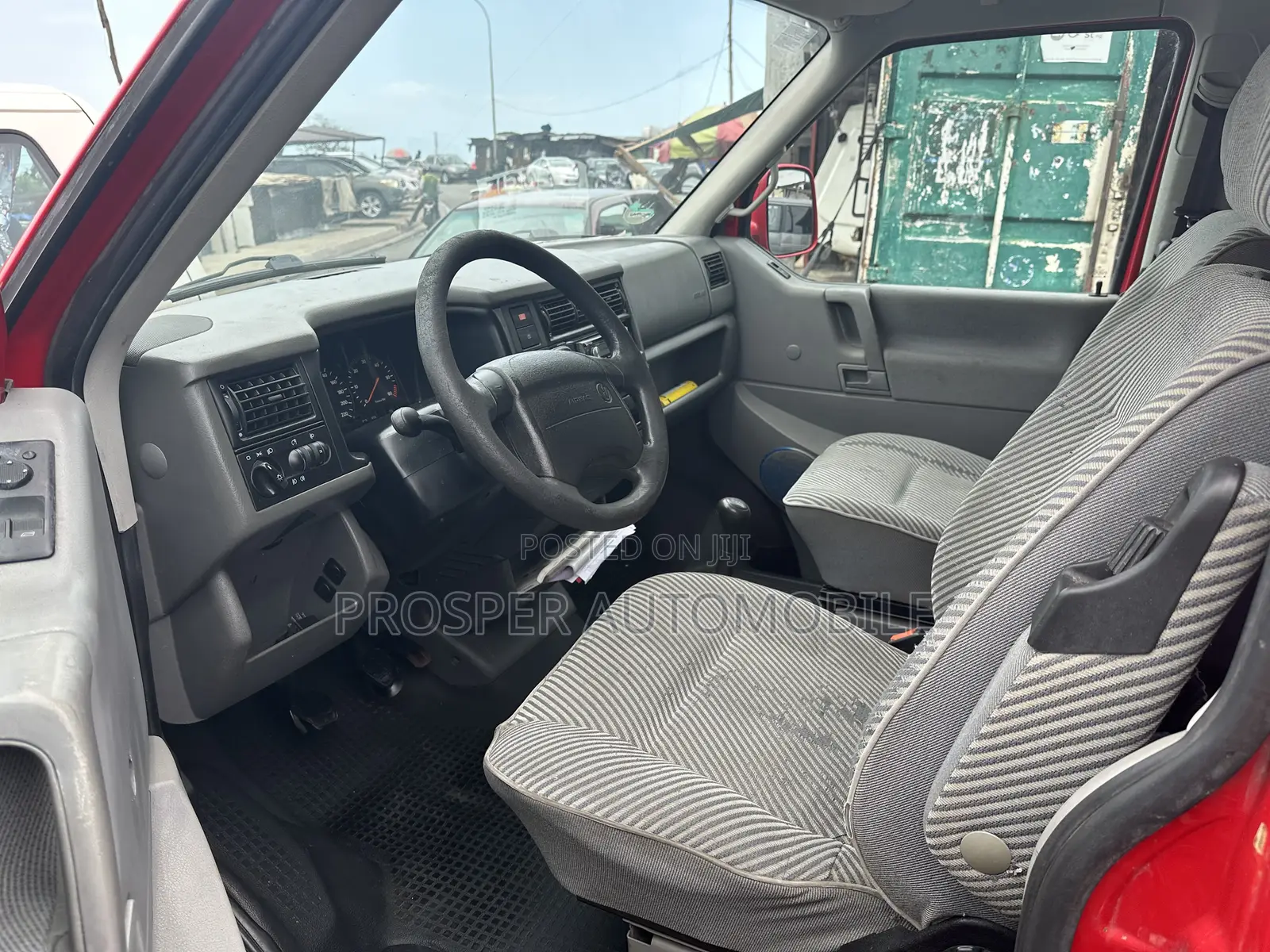 Volkswagen Transporter 2005 Red