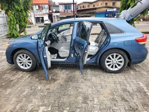 Toyota Venza 2009 Blue