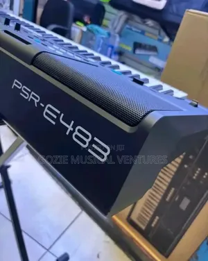 A Very High Quality Yamaha Keyboard PSR-E483 With Original Adaptor
