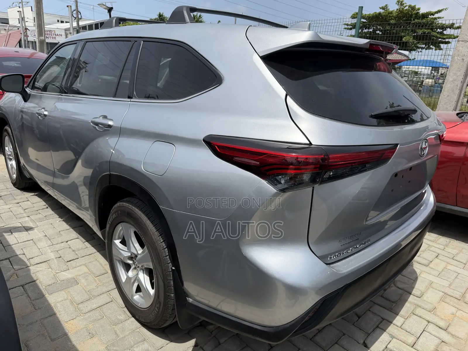 Toyota Highlander 2022 Silver