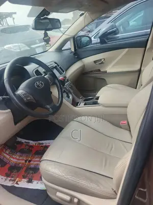 Toyota Venza 2011 Brown