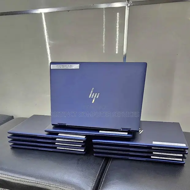 Laptop HP Dragonfly G1 8GB Intel Core i5 SSD 256GB - Distinct