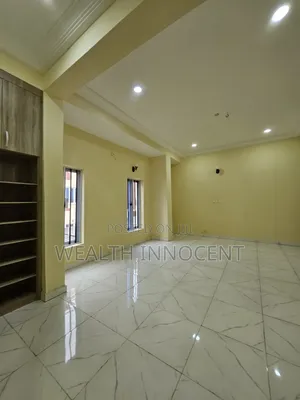 4bdrm Duplex in Gaduwa for rent