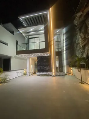 Furnished 5bdrm Mansion in Private Estate Lekki, Chevron for sale