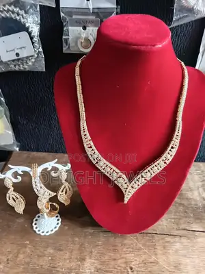 Zirconia Costume Set