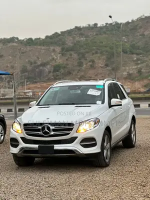 Mercedes-Benz GLE-Class GLE 350d 4MATIC 2018 White