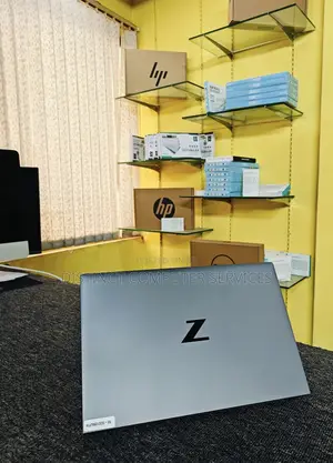 Laptop HP ZBook Firefly G8 32GB Intel Core i7 SSD 512GB