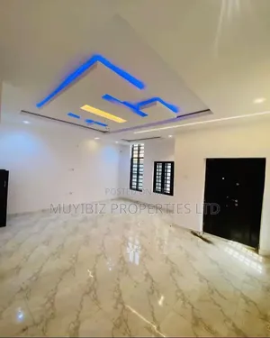 4bdrm Duplex in Kolapo Ishola Gra, Akobo for rent