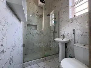 4bdrm Duplex in Lekki Phase 2 for rent