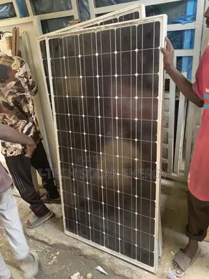 300watts Canadian Solar Panel