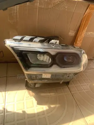 Headlamp Dodge Durango 2020