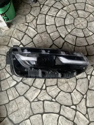 Headlight Chevrolet Camaro 2018