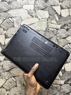 Laptop HP EliteBook 840 G2 8GB Intel Core i5 HDD 500GB