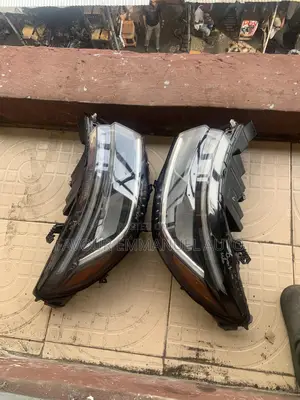 2025 Ford Explorer Headlight Set