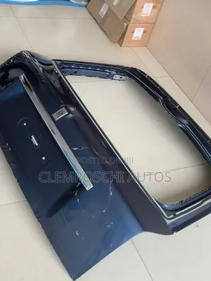 High Quality Certified Complete Brand New Boot Rolls Royce Cullinan.