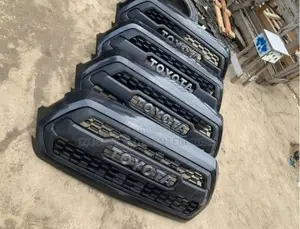 Front Grille Toyota Tacoma