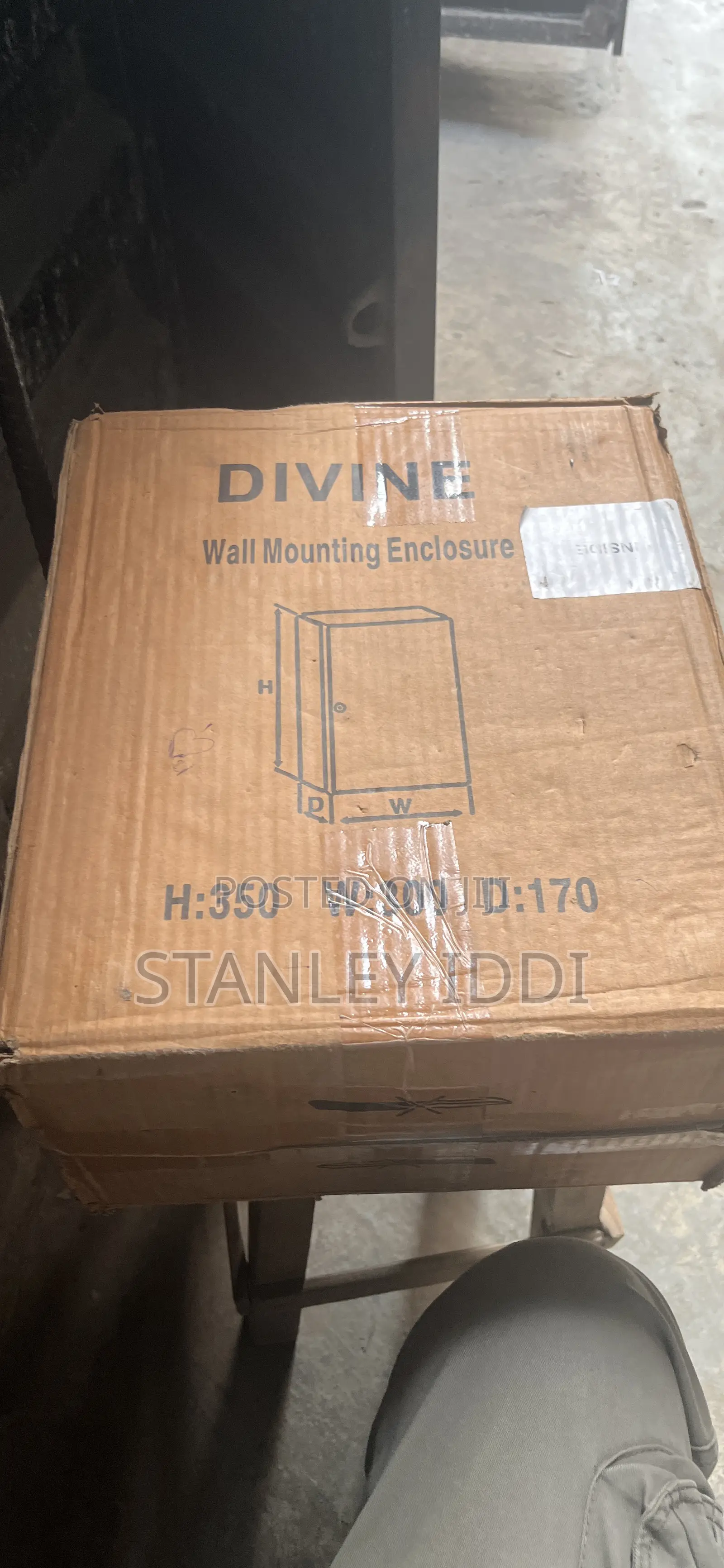 Wall Mounting Enclosure