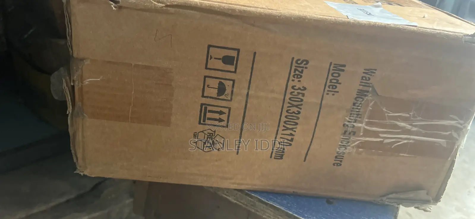 Wall Mounting Enclosure