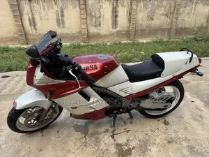 Yamaha Genesis 1991 Red