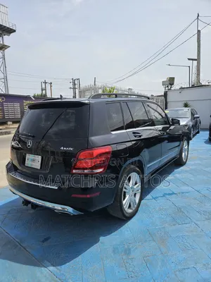 Mercedes-Benz GLK-Class 350 2014 Black