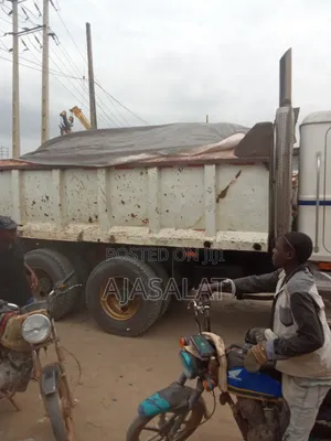 30 Ton of Granite Sharp Sand