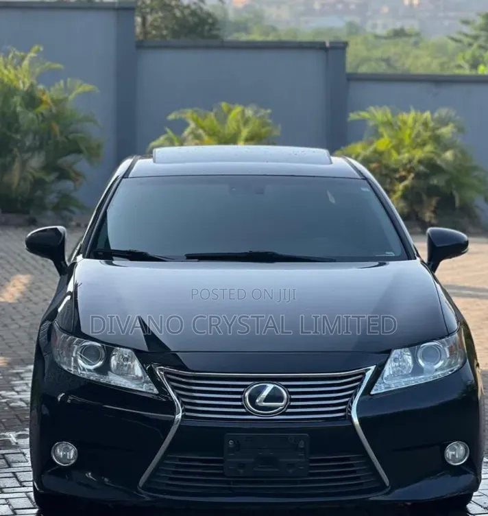 Lexus ES 2013 Black