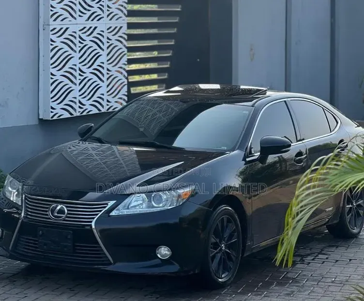 Lexus ES 2013 Black