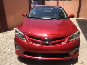 Toyota Corolla 2012 Red