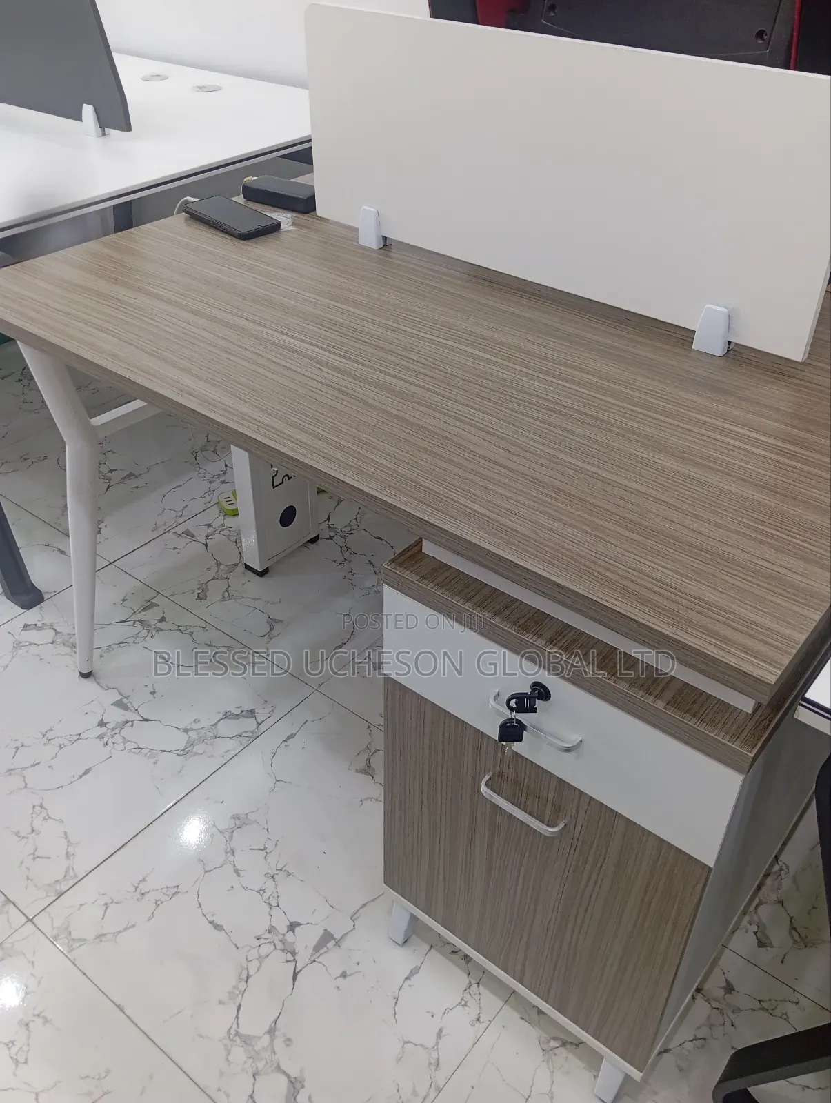 Workstation Table by 2
