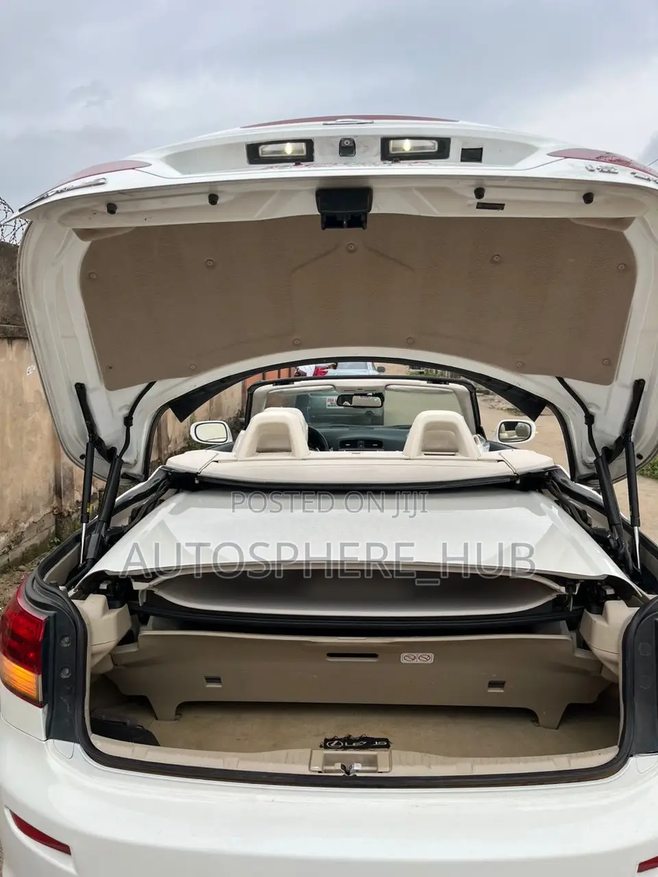 Lexus IS 350 C 2011 White