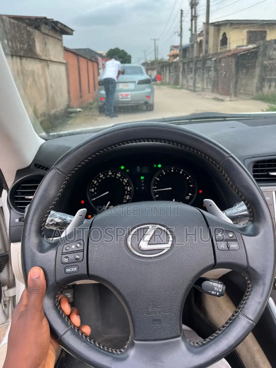 Lexus IS 350 C 2011 White