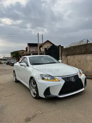 Lexus IS 350 C 2011 White