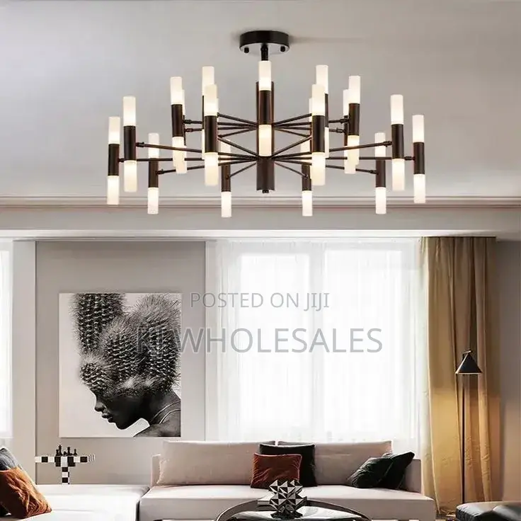 Grand Master Chandelier Light