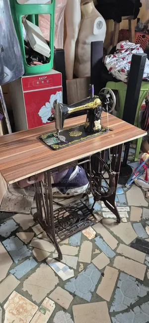 Butterfly Manual Straight Sewing Machine for Urgent Sales Dm for Pick
