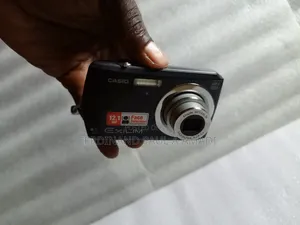 Casio Digital Photo and Video Camera for Passport and Vintage Snapping