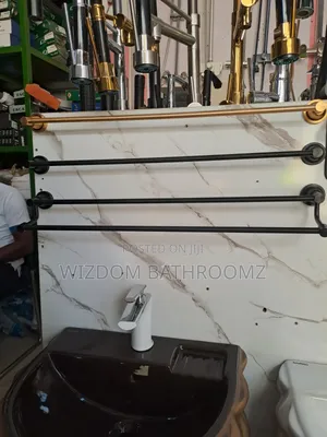 Black Towel Hanger